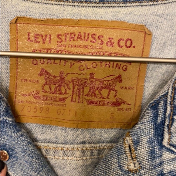 LEVIS Oversized cropped blue Jean jacket - Picture 5 of 7